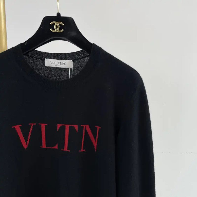 Valentino Valentino Black Wool Logo Sweater for Women 0089 Size M / US 6-8 / IT 42-44 - 3 Thumbnail
