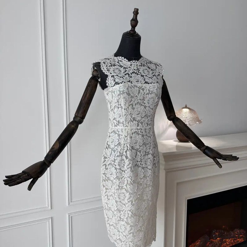 Valentino Valentino White Lace Women's Dress 0089 Size S / US 4 / IT 40 - 3 Thumbnail