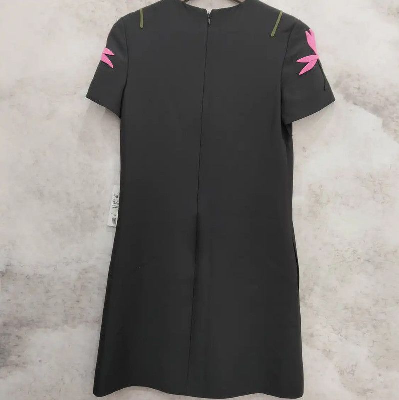 Valentino Valentino Short Sleeve Black Dress with Floral Detail 0089 Size S / US 4 / IT 40 - 2 Thumbnail