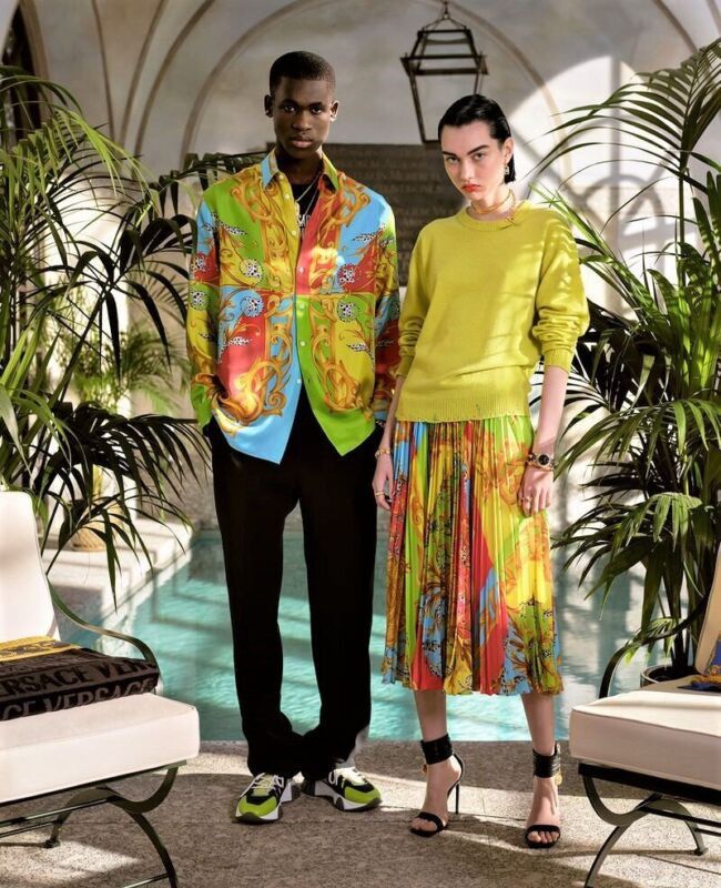 Versace new VERSACE 2020 Barocco Acanthus Pop Print Limited silk shirt EU38 XS Size US XS / EU 42 / 0 - 2 Thumbnail
