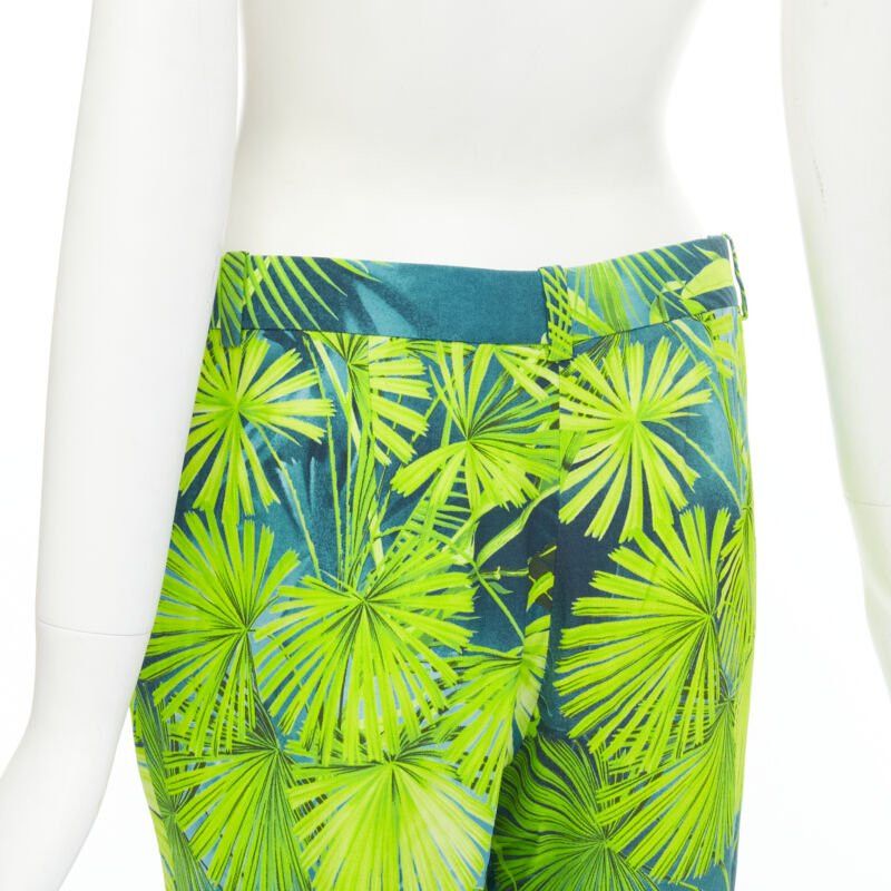 Versace new VERSACE 2020 Runway Jlo Jungle green tropical print viscose pants IT36 XS Size 25" / US 0 / IT 36 - 2 Thumbnail