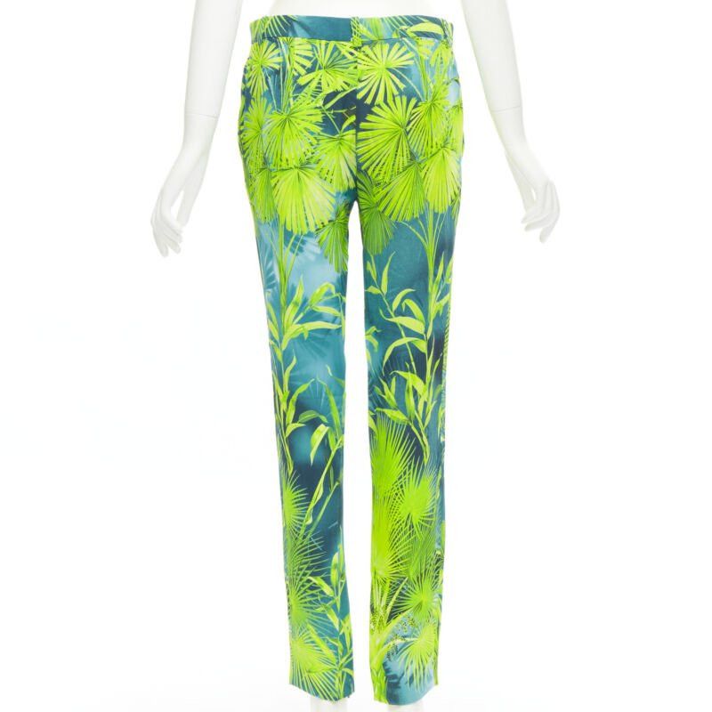Versace new VERSACE 2020 Runway Jlo Jungle green tropical print viscose pants IT36 XS Size 25" / US 0 / IT 36 - 6 Thumbnail