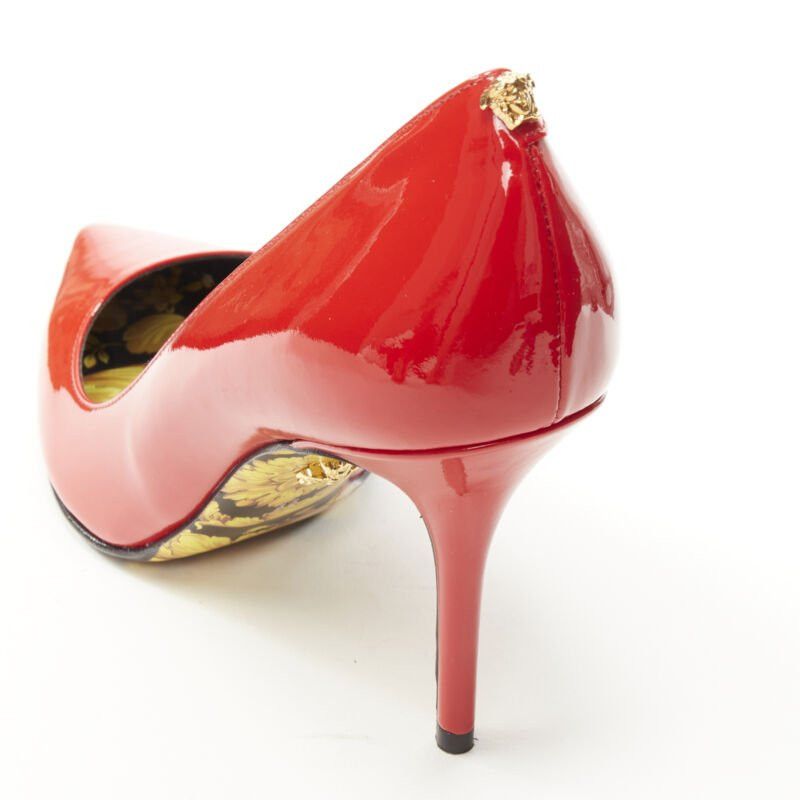 Versace new VERSACE Hibiscus Barocco Eros red patent floral sole Medusa pump US8 EU38 Size US 8 / IT 38 - 7 Thumbnail