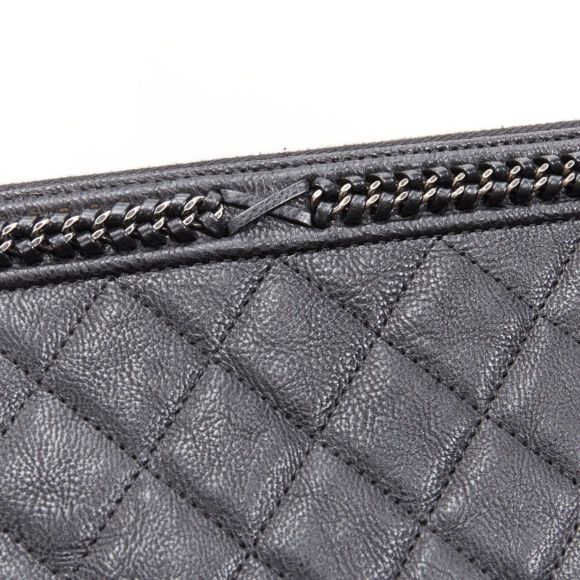 Chanel CHANEL Large Boy O Case black quilted leather chain trim flat pouch clutch bag Size ONE SIZE - 7 Thumbnail