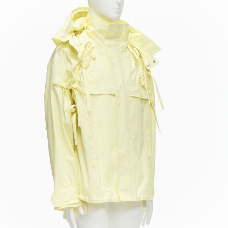 Louis Vuitton rare LOUIS VUITTON 2020 Runway yellow detachable tie sleeves parka jacket FR46 S Size US S / EU 44-46 / 1 - 4 Thumbnail