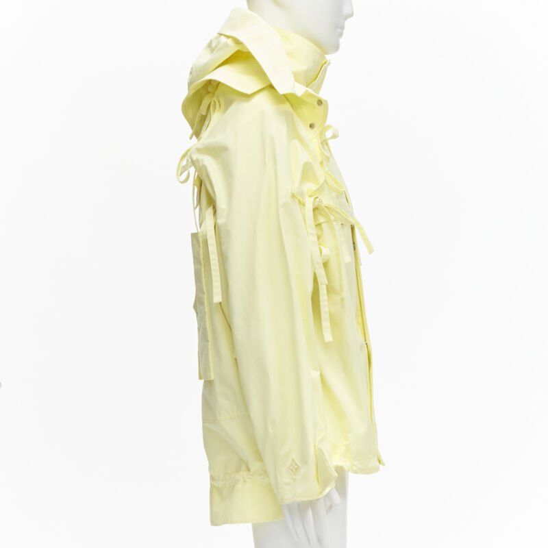 Louis Vuitton rare LOUIS VUITTON 2020 Runway yellow detachable tie sleeves parka jacket FR46 S Size US S / EU 44-46 / 1 - 5 Thumbnail