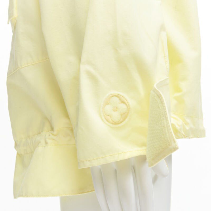 Louis Vuitton rare LOUIS VUITTON 2020 Runway yellow detachable tie sleeves parka jacket FR46 S Size US S / EU 44-46 / 1 - 9 Thumbnail