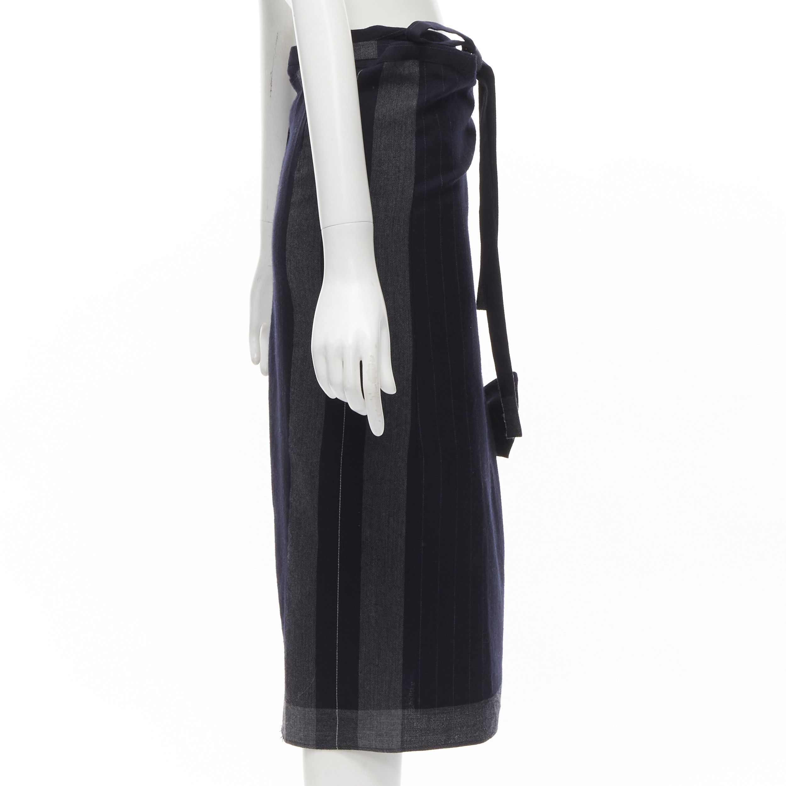 Comme des Garcons COMME DES GARCONS 2003 100% wool black pinstripe plaid bow wrap kilt skirt Size 26" / US 2 / IT 38 - 4 Thumbnail