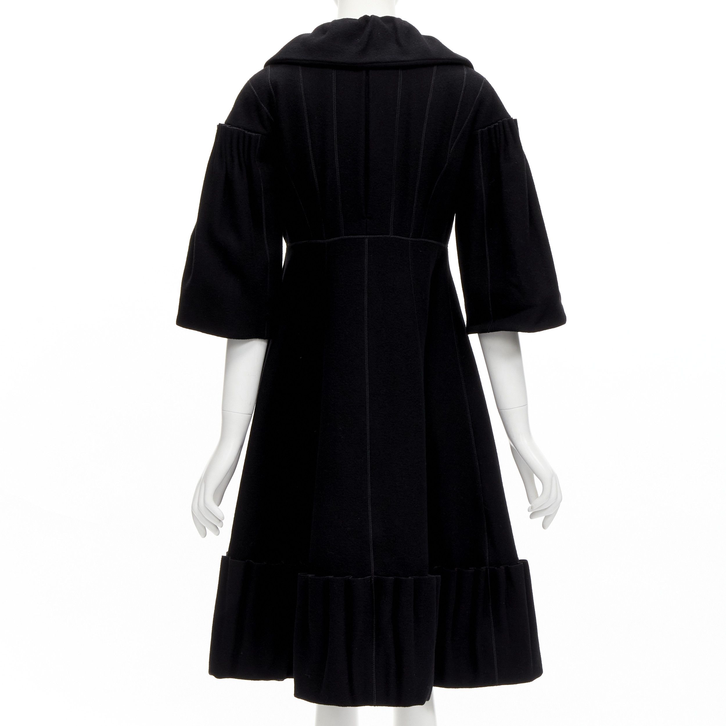 Louis Vuitton LOUIS VUITTON 2007 Runway black wool pleated Victorian coat dress FR34 XS Size XS / US 0-2 / IT 36-38 - 6 Thumbnail