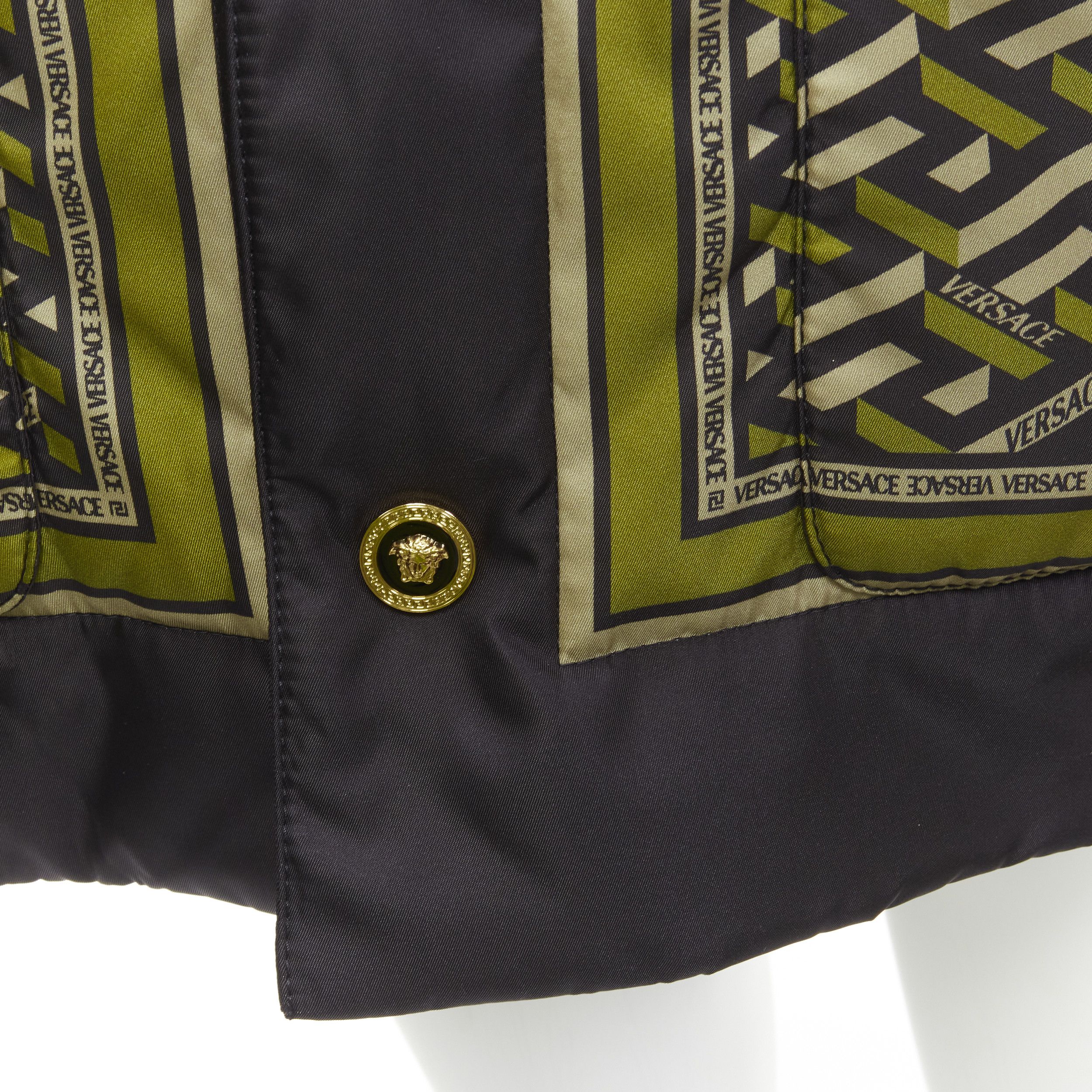 Versace new VERSACE 2021 Runway La Greca Graffiti Medusa Smiley green padded coat IT50 M Size US L / EU 52-54 / 3 - 7 Thumbnail