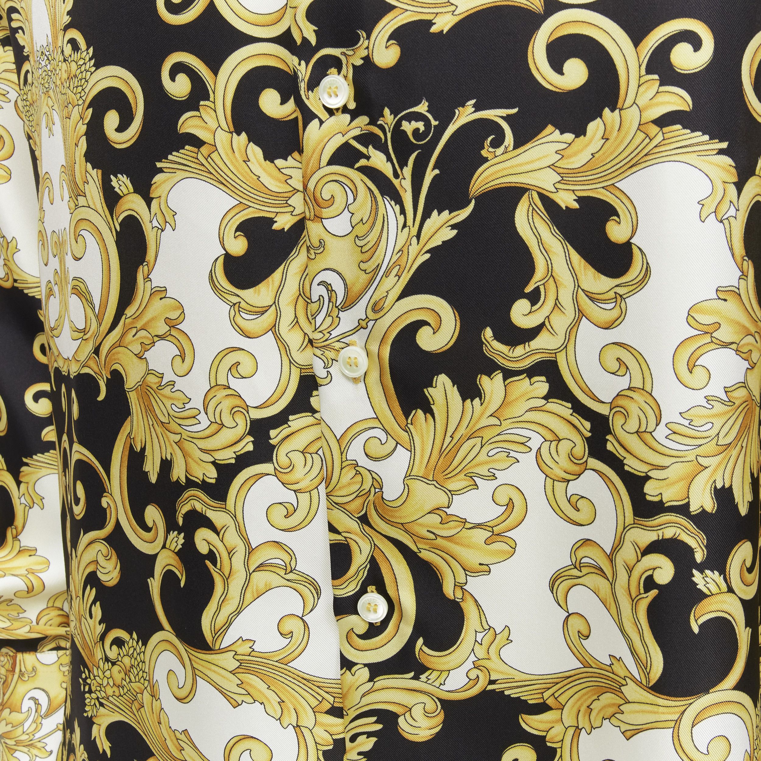 Versace new VERSACE 2022 Renaissance Barocco 100% silk gold signature shirt IT50 L Size L / US 10 / IT 46 - 7 Thumbnail