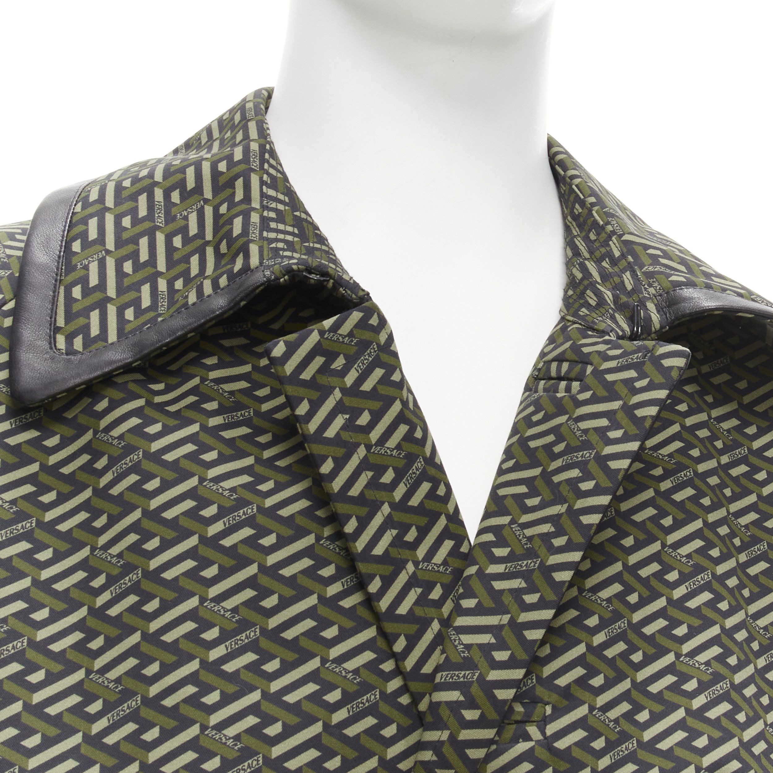 Versace VERSACE 2021 La Greca green graphic leather Medusa Mac trench coat IT52 XL Size US XL / EU 56 / 4 - 7 Thumbnail
