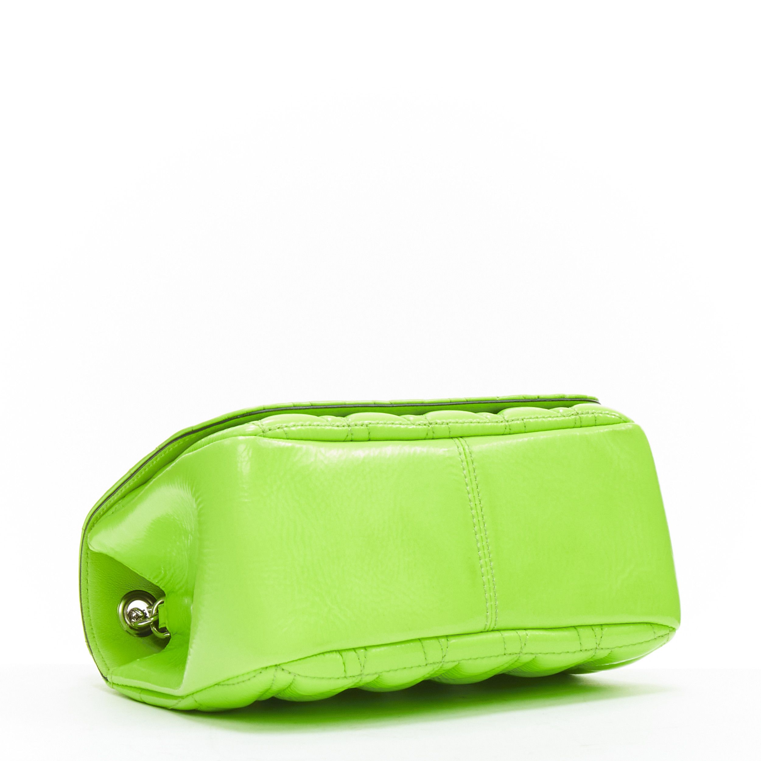 Versace new VERSACE Virtus bright green V quilted patent leather crossbody flap bag Size ONE SIZE - 6 Thumbnail