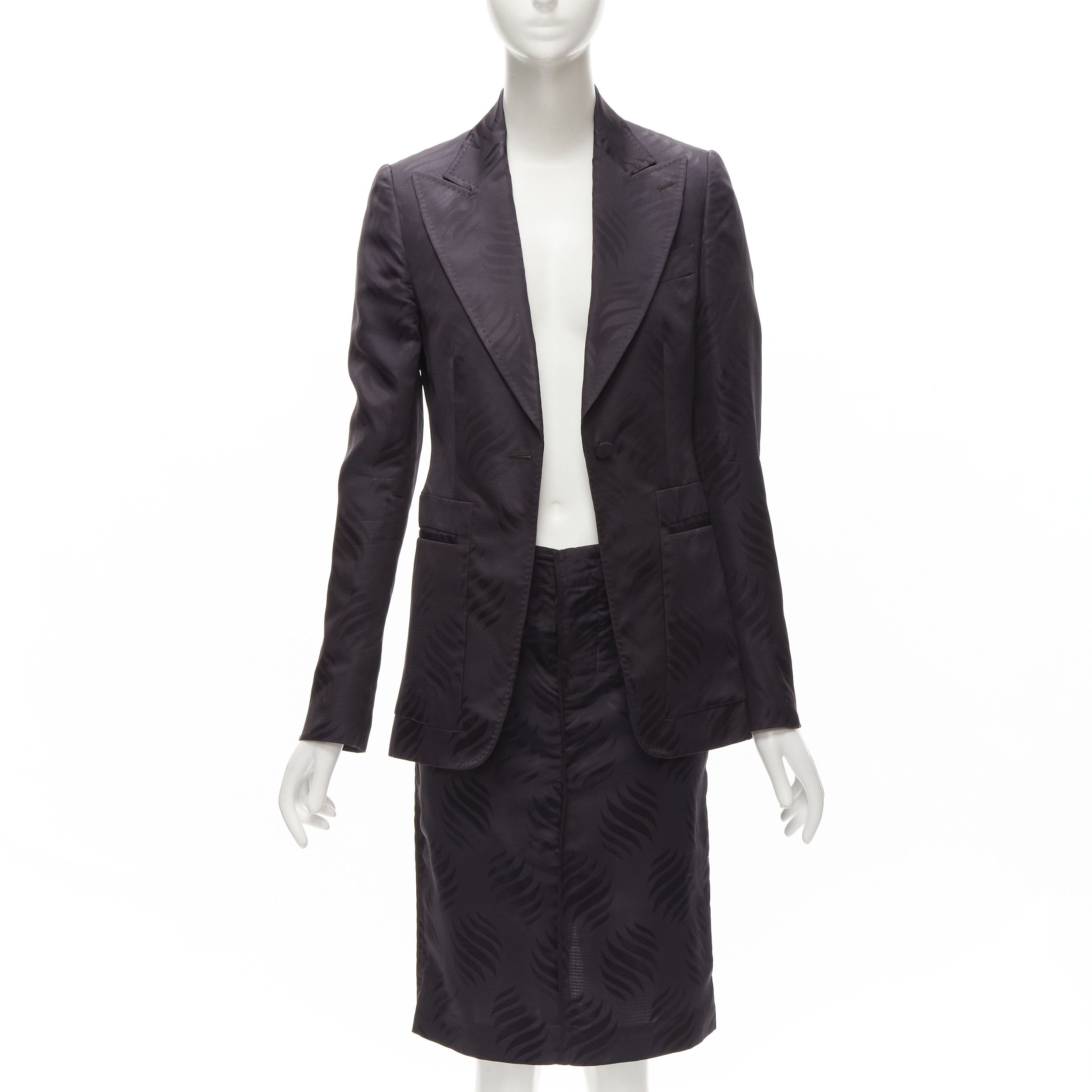 Gucci GUCCI Tom Ford Vintage black oriental leaf jacquard blazer skirt suit IT38 XS Size XS / US 0-2 / IT 36-38 - 3 Thumbnail