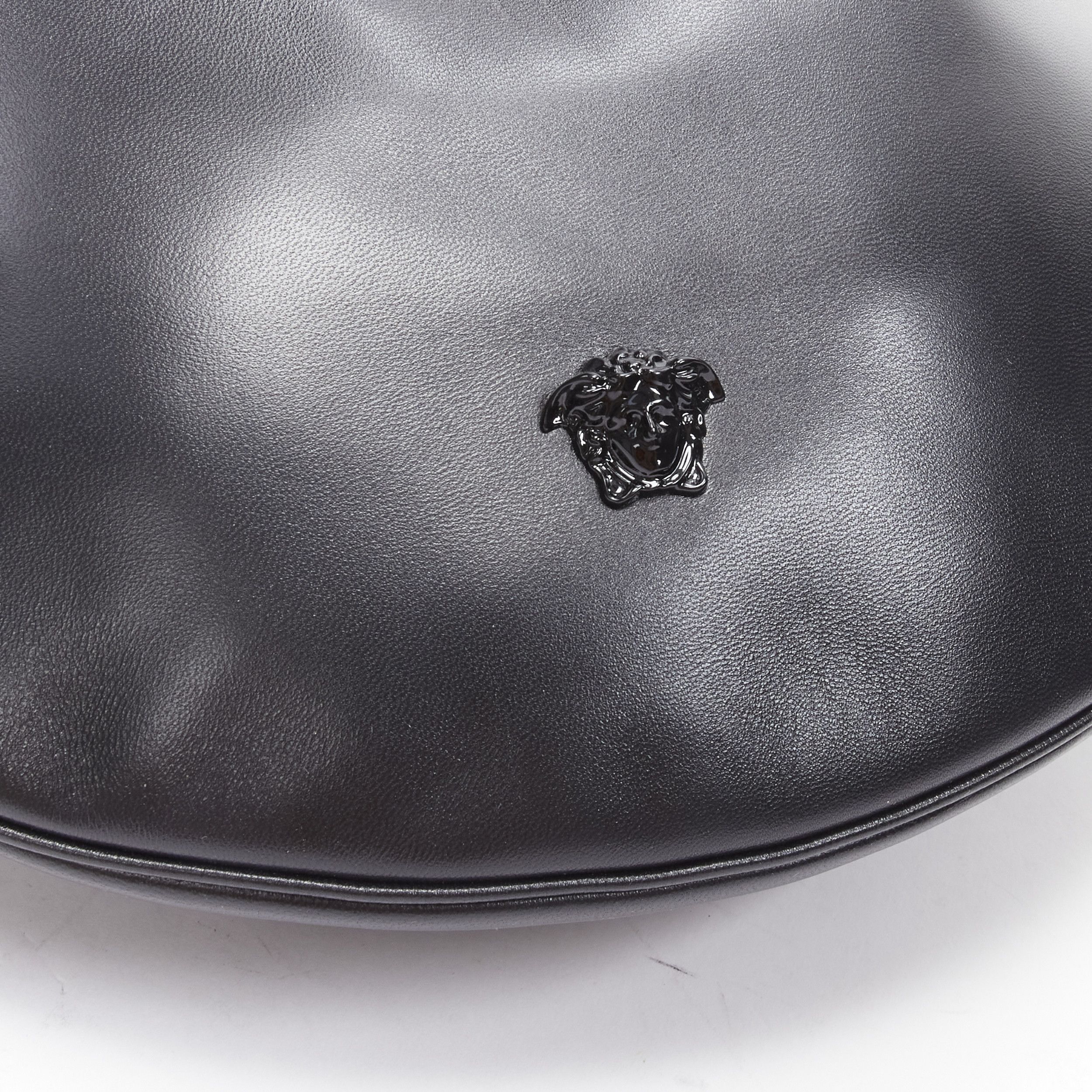 Versace new VERSACE Runway black medusa lamb leather gold tone chain hobo top handle bag Size ONE SIZE - 6 Thumbnail