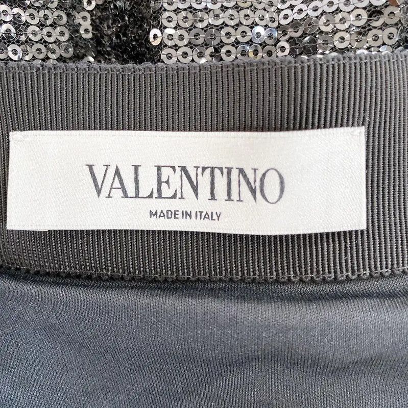 Valentino Black Mid-Length Pleated Skirt 0089