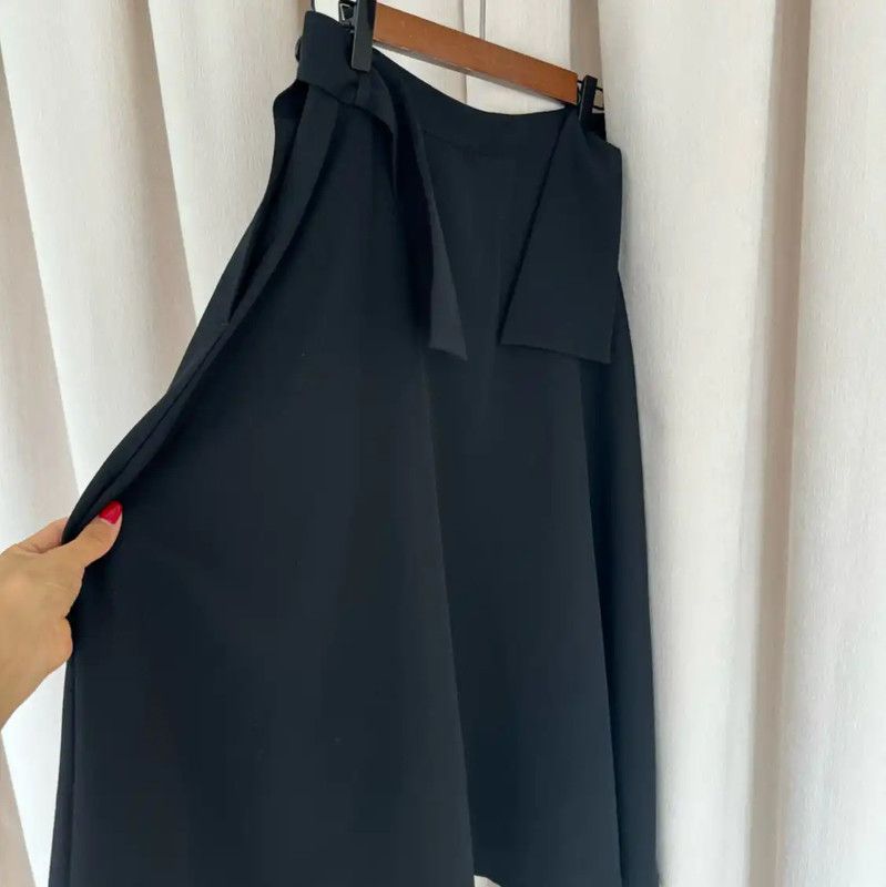 Yohji Yamamoto Yohji Yamamoto Black Wool Midi Skirt 0089 Size 27" / US 4 / IT 40 - 4 Thumbnail