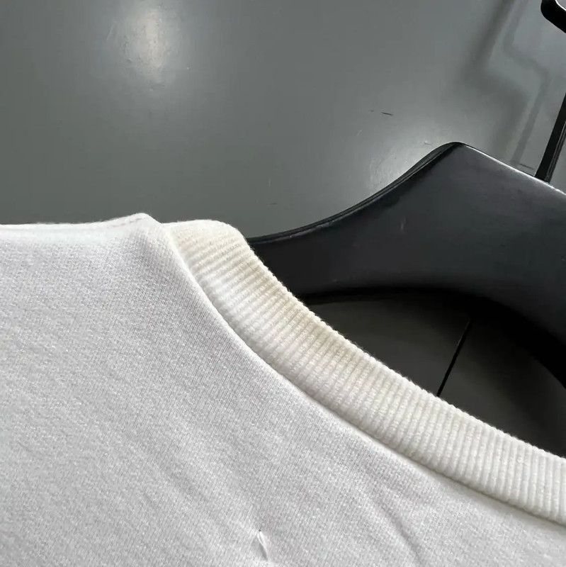 Maison Margiela Maison Margiela White Logo Cropped Sweatshirt 0089 Size ONE SIZE - 3 Thumbnail