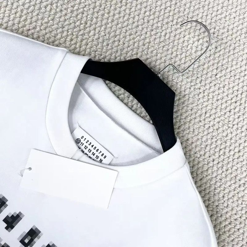 Maison Margiela Maison Margiela White Cotton Graphic T-Shirt 0089 Size S / US 4 / IT 40 - 3 Thumbnail