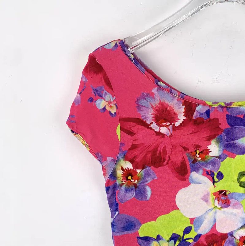 Versace Versace Floral Print Women's T-Shirt 0089 Size M / US 6-8 / IT 42-44 - 3 Thumbnail