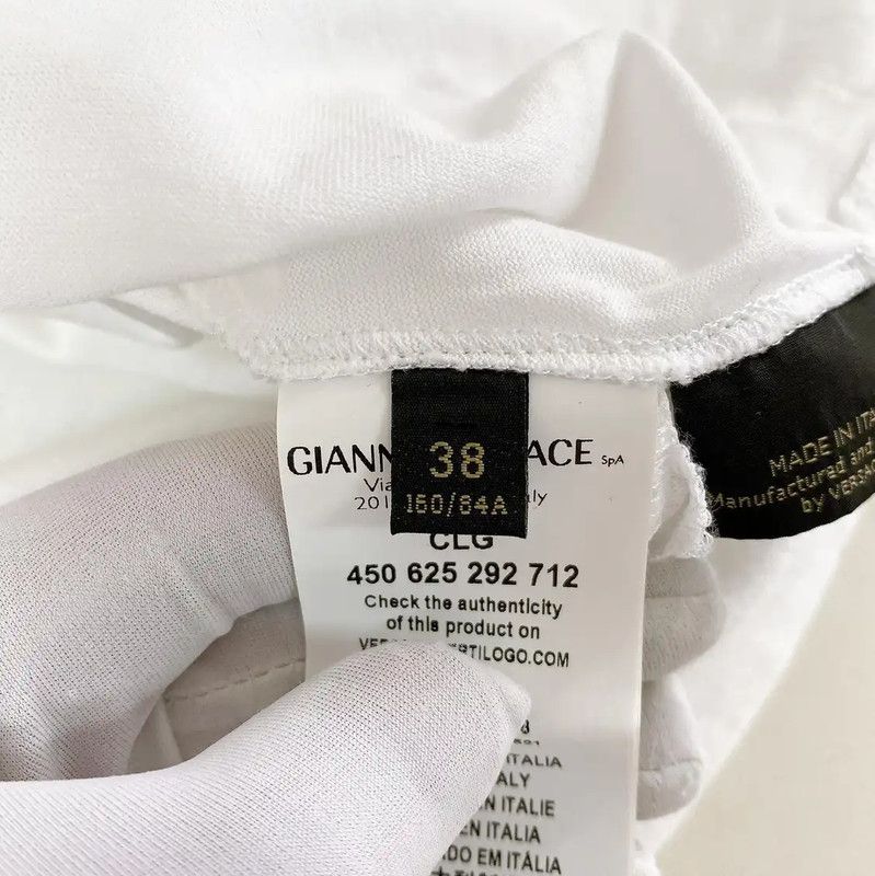 Versace Versace White Logo Cotton T-shirt for Women 0089 Size M / US 6-8 / IT 42-44 - 6 Thumbnail