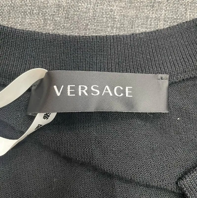 Versace Versace Black Wool Cardigan for Women 0089 Size M / US 6-8 / IT 42-44 - 3 Thumbnail