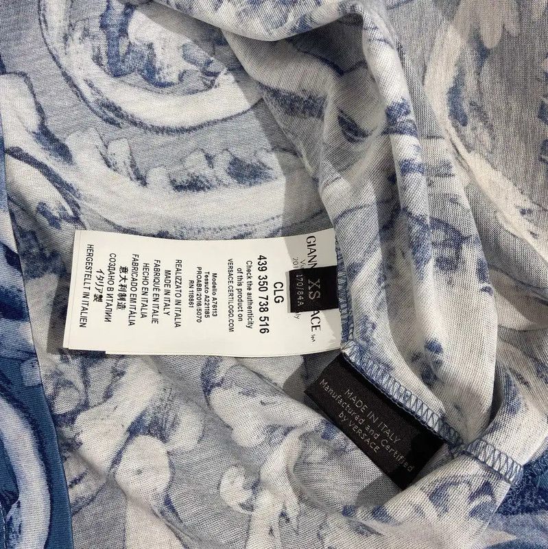 Versace Versace Multicolor Women's T-Shirt in XS Size 0089 Size XS / US 0-2 / IT 36-38 - 5 Thumbnail