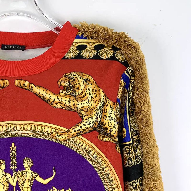 Versace Versace Red Cotton Sweatshirt for Women 0089 Size M / US 6-8 / IT 42-44 - 3 Thumbnail