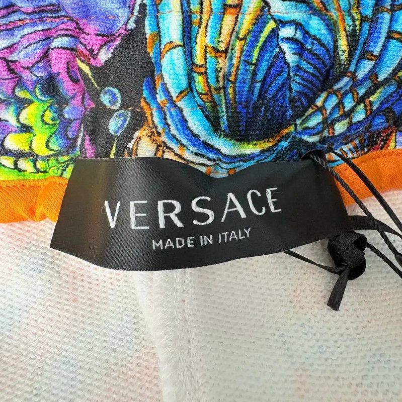 Versace Versace Multi-Color Women's Shorts 0089 Size 24" / US 00 / IT 34 - 3 Thumbnail