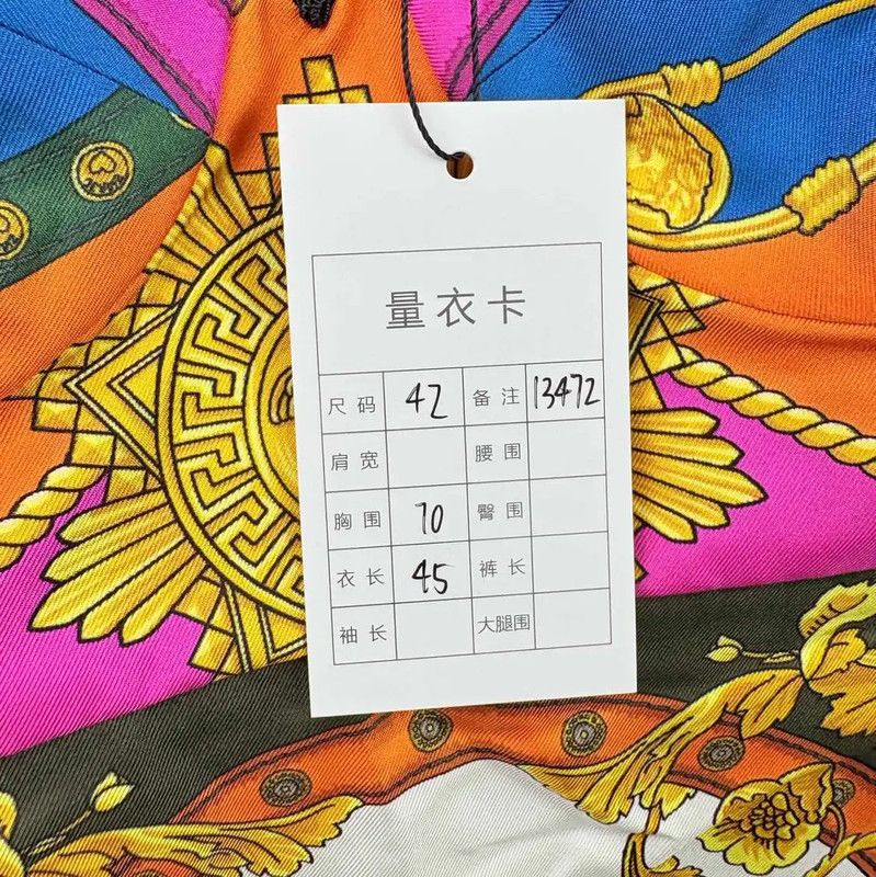 Versace Versace Colorful Women's T-Shirt 0089 Size S / US 4 / IT 40 - 5 Thumbnail