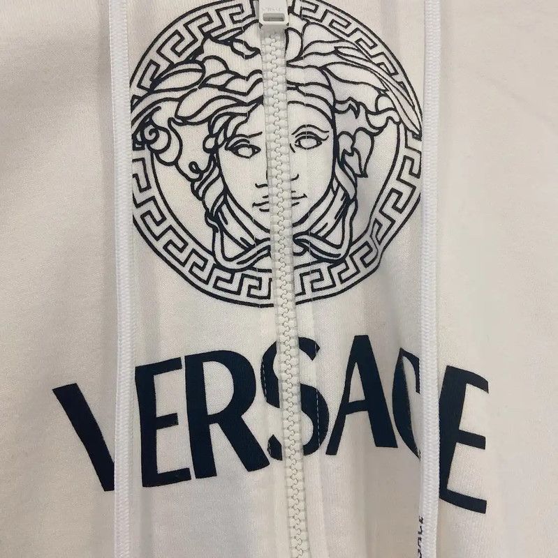 Versace Versace White Cotton Women's Hoodie 0089 Size L / US 10 / IT 46 - 3 Thumbnail