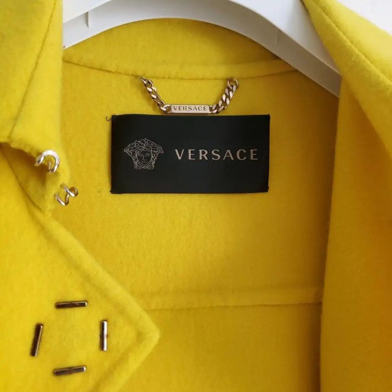 Versace Versace Yellow Cashmere Mid-Length Coat 0089 Size S / US 4 / IT 40 - 5 Thumbnail