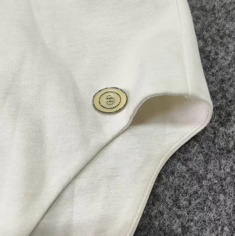 Chanel Chanel White Short Sleeve T-Shirt 0089 Size S / US 4 / IT 40 - 3 Thumbnail