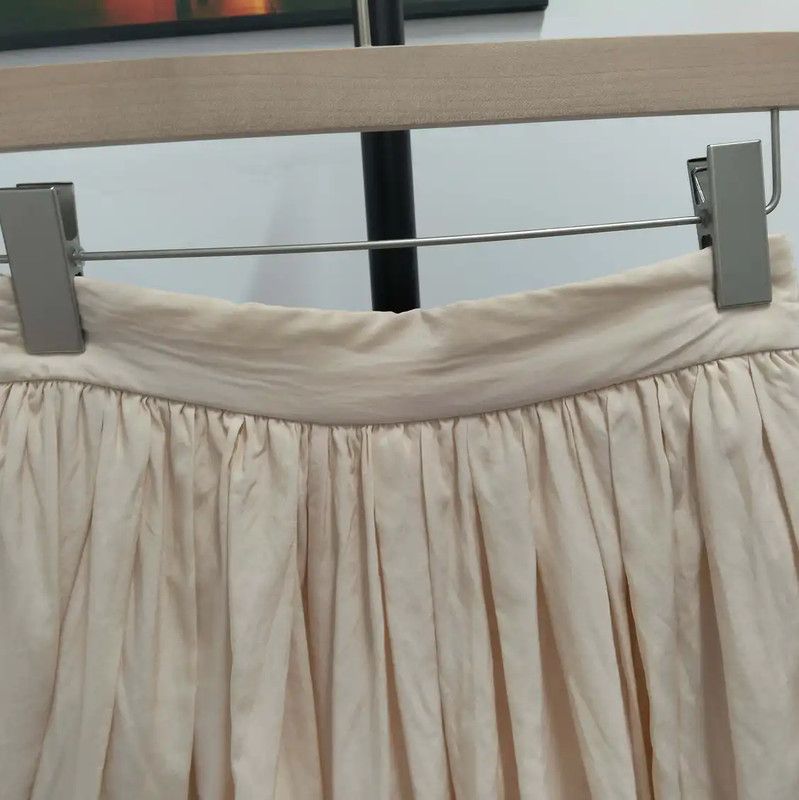 Chanel Chanel Pleated Silk Skirt in Nude Pink 0089 Size 23" - 5 Thumbnail