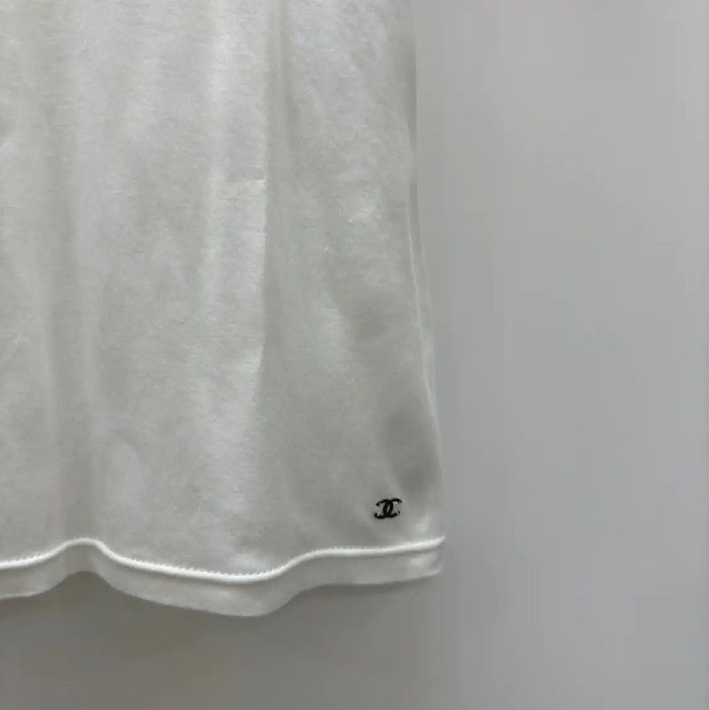 Chanel Chanel White Cotton T-Shirt with Distinctive Trim 0089 Size S / US 4 / IT 40 - 3 Thumbnail