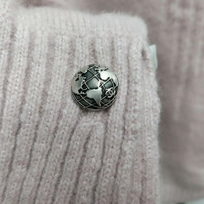 Chanel Chanel Pink Long Sleeve Sweater for Women 0089 Size M / US 6-8 / IT 42-44 - 6 Thumbnail