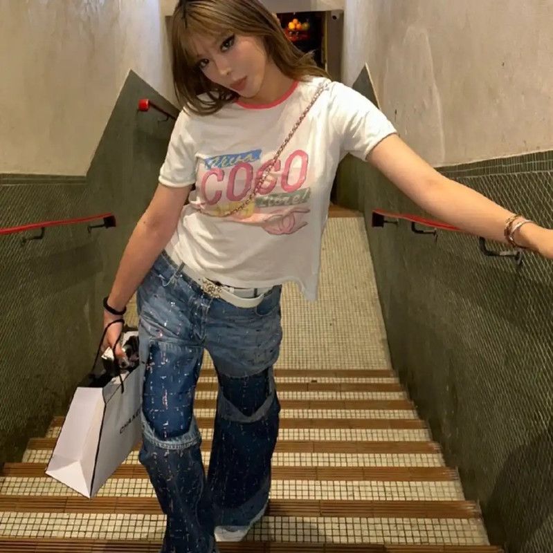 Chanel Chanel Women's White Cotton T-Shirt with Graphic Print 0089 Size S / US 4 / IT 40 - 9 Thumbnail