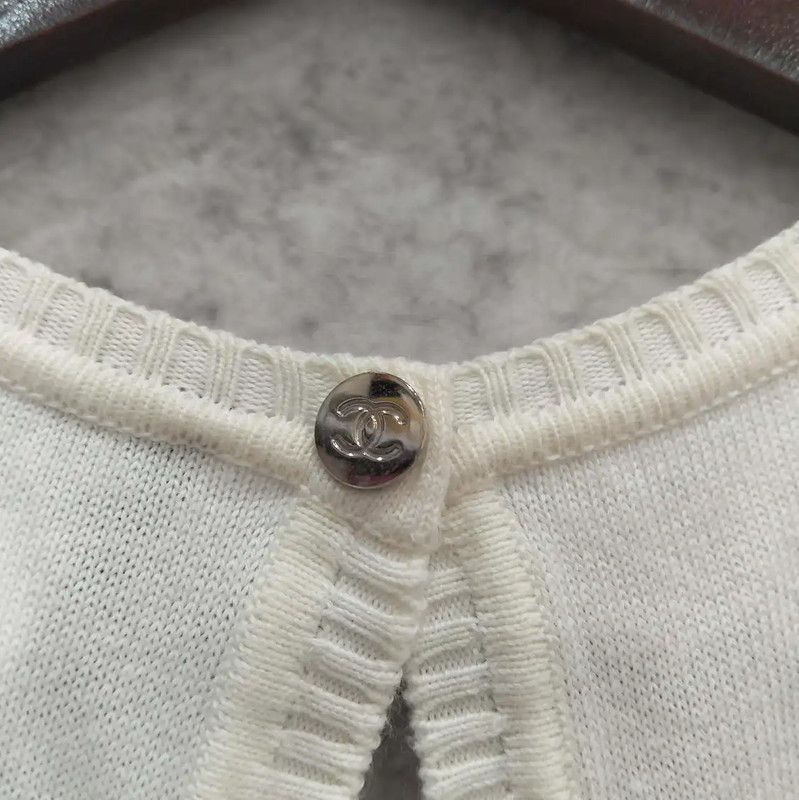 Chanel Chanel Summer Beige Cotton Sleeveless T-shirt 0089 Size L / US 10 / IT 46 - 4 Thumbnail