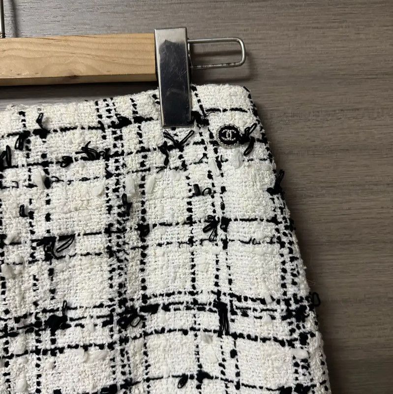 Chanel Chanel Multi-Color Cotton Blend Skirt 0089 Size 22" - 2 Thumbnail