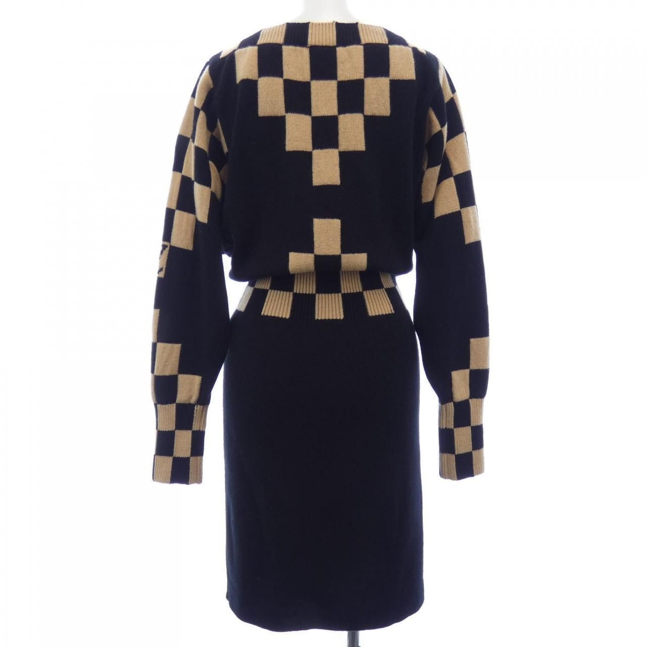 Louis Vuitton Louis Vuitton Louis Vuitton FHKD91RZB Cashmere Blend Dress Others Dresses FHKD91RZB DUTY FREE for USA Size ONE SIZE - 2 Thumbnail