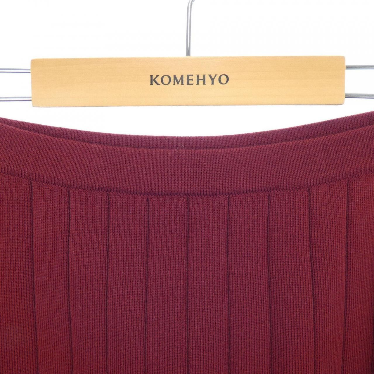 Salvatore Ferragamo Salvatore Ferragamo Salvatore Ferragamo Skirt Others Skirts DUTY FREE for USA Size ONE SIZE - 4 Thumbnail