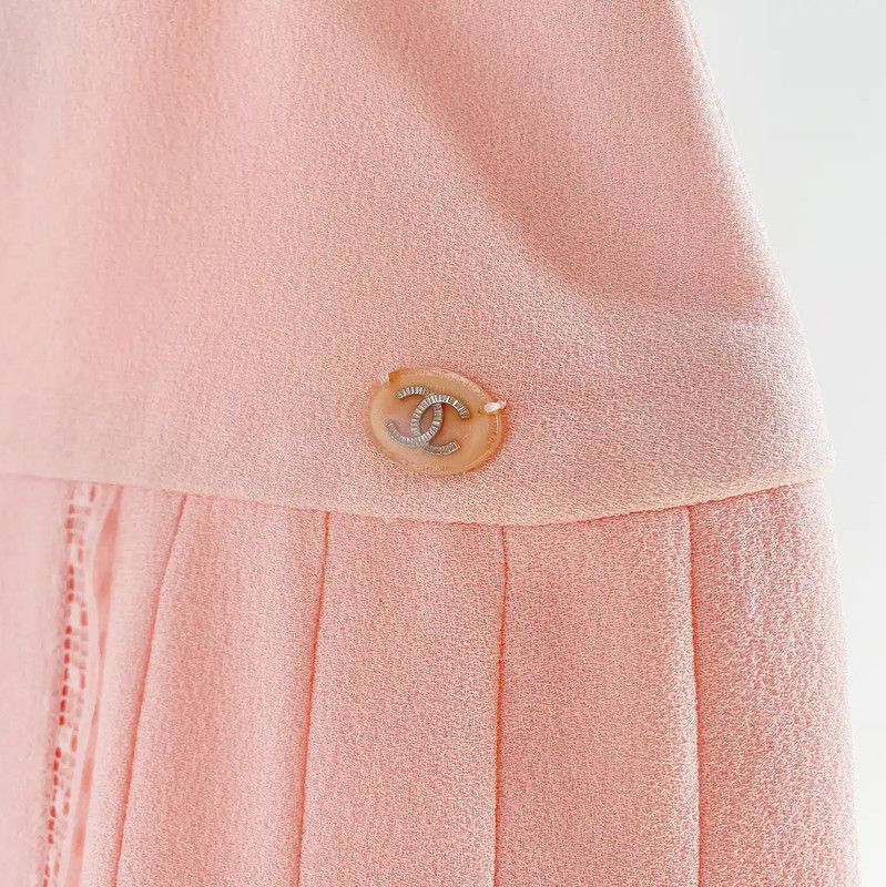 Chanel Chanel Pink Silk A-Line Skirt for Summer 0089 Size 22" - 2 Thumbnail