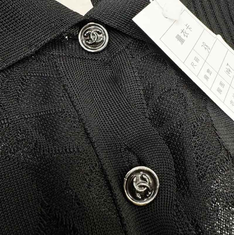 Chanel Chanel Black Sleeveless Sweater with Collar 0089 Size M / US 6-8 / IT 42-44 - 3 Thumbnail