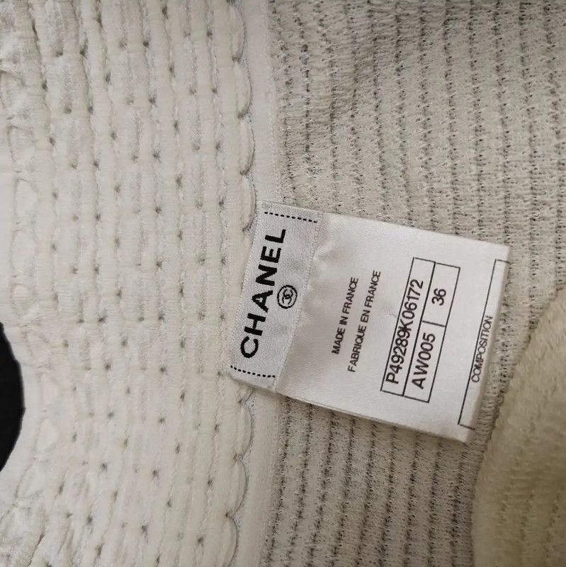 Chanel Chanel White Knitted Skirt for Women 0089 Size 23" - 4 Thumbnail