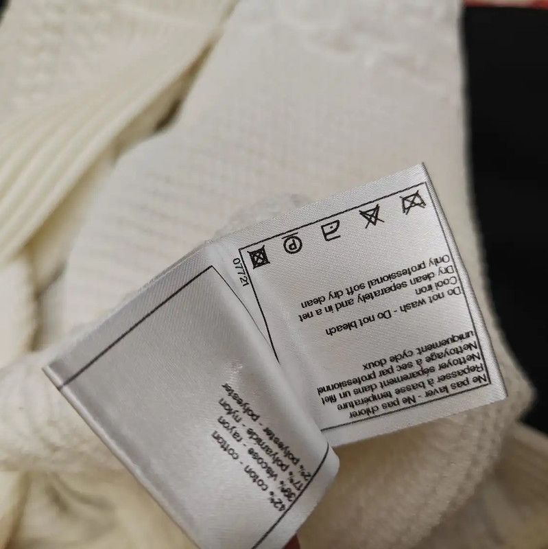 Chanel Chanel White Knitted Skirt for Women 0089 Size 23" - 5 Thumbnail