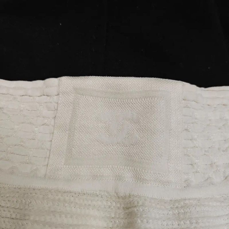 Chanel Chanel White Knitted Skirt for Women 0089 Size 23" - 3 Thumbnail