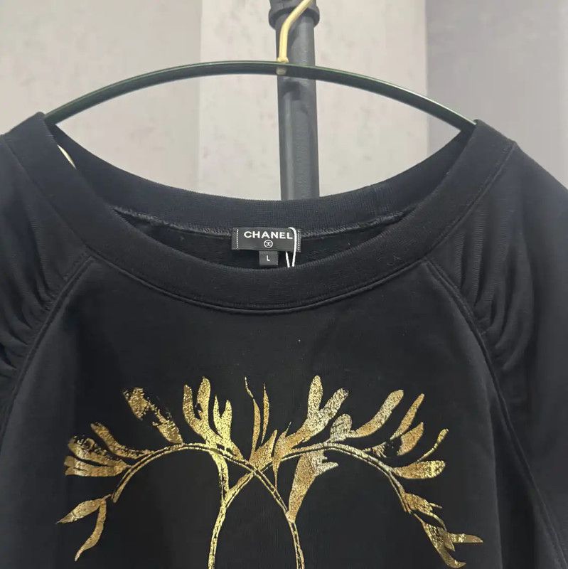 Chanel Chanel Black Cotton T-shirt with Gold Design 0089 Size L / US 10 / IT 46 - 4 Thumbnail
