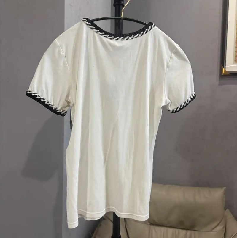 Chanel Chanel White Cotton T-Shirt with Black Trim 0089 Size M / US 6-8 / IT 42-44 - 2 Thumbnail