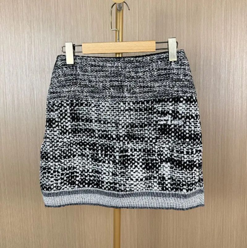 Chanel Chanel Color-Blocked Cotton Ladies Skirt 0089 Size 23" - 2 Thumbnail