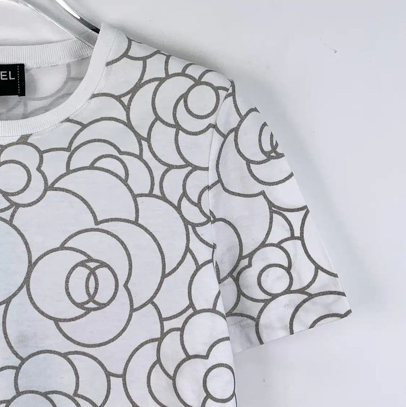Chanel Chanel White Cotton T-shirt with Floral Print 0089 Size XS / US 0-2 / IT 36-38 - 3 Thumbnail
